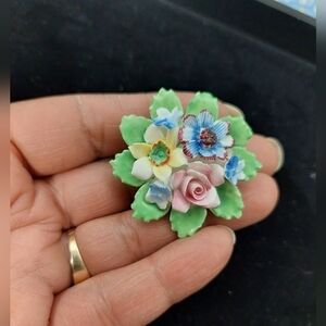 Vintage* 50s Royal Adderley Floral Brooch
